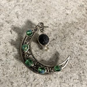 Moon pendant, no chain